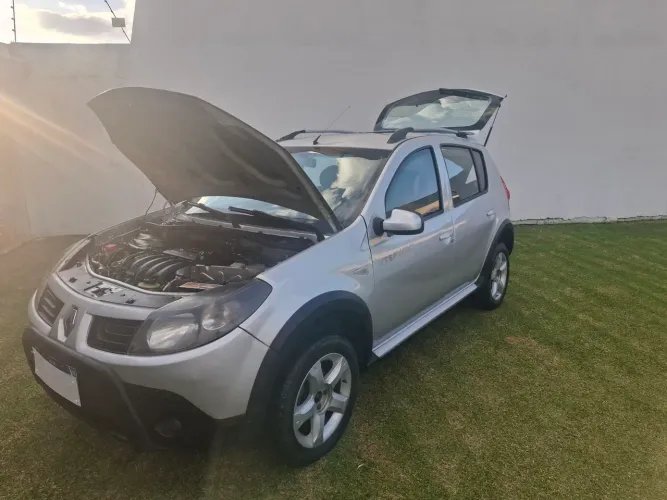 Renault Sandero Stepway Hi-flex 1.6 16V 5P 2011