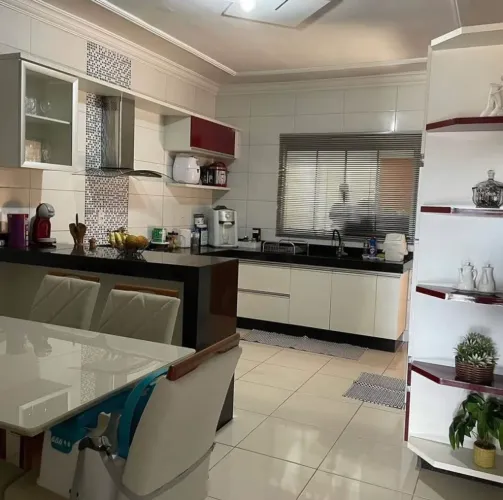 Casa a venda em Canudos KF