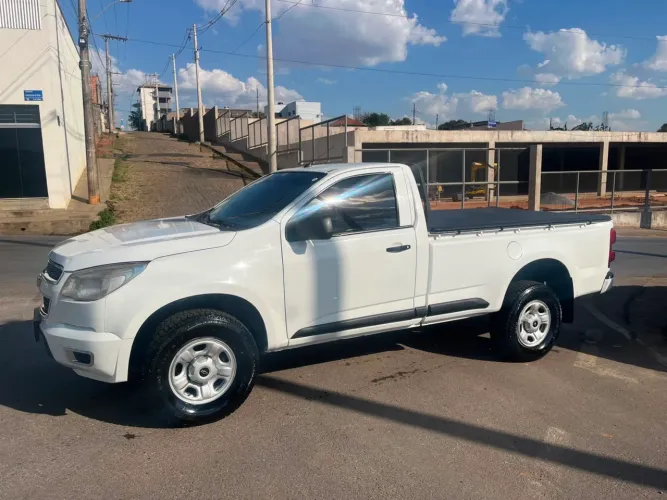 Chevrolet S10 Pick-up LS 2.4 F.power 4X2 CS 2015
