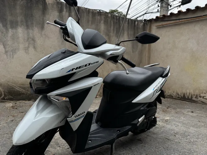 Moto novíssima toda revisada