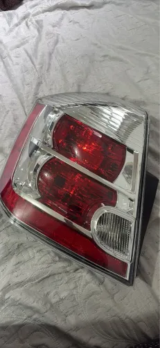 Lanterna Traseira Esquerda Nissan Sentra - NOVA
