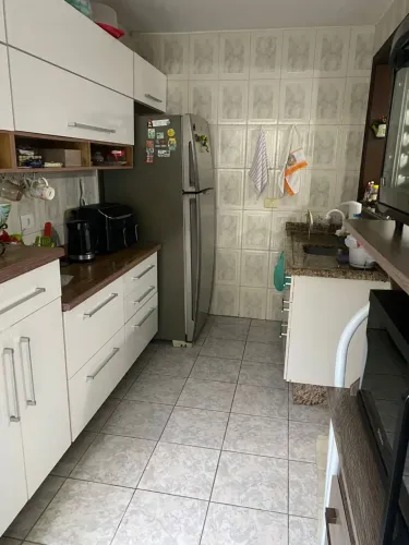 Aluga sobrado mobiliado bairro alto próximo BB