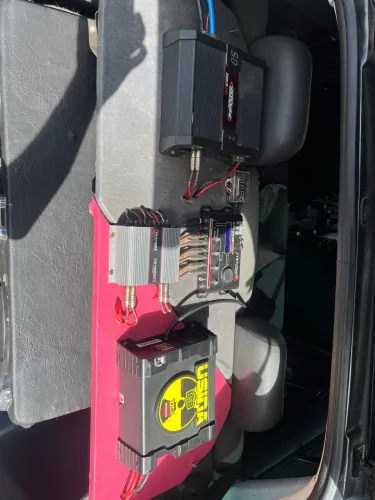 Vende-se caixa de som 15