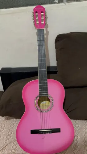 Violão giannini