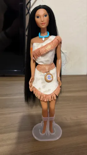 Boneca Pocahontas 