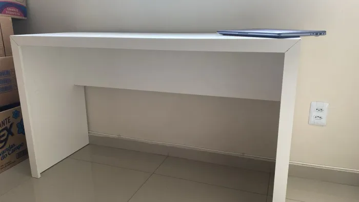 Mesinha para escritório