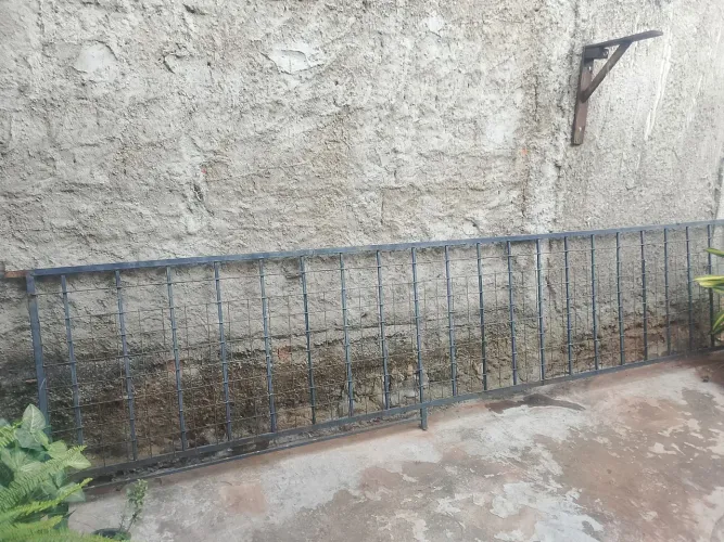 Vende-se grade
