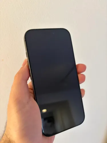 iPhone 17 Black