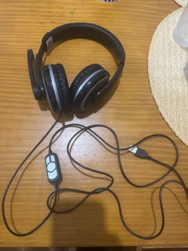 Fone de ouvido notebook