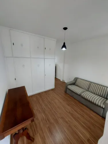 Alugo Kitnet Próximo Parque Cremerie
