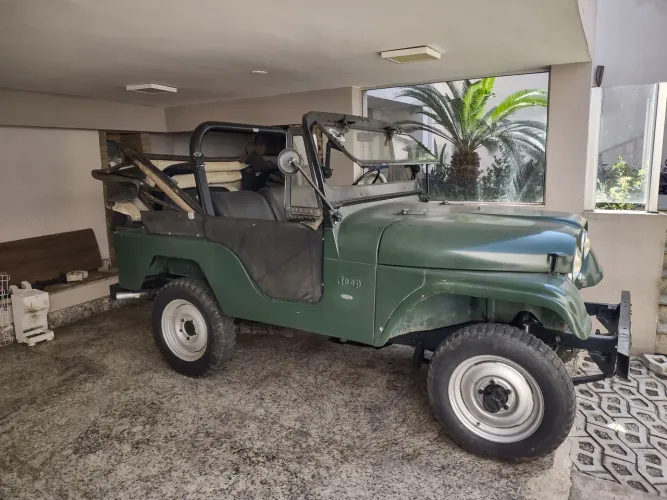 Willys Overland Jeep 2.6 12V Gasolina 2P 1975