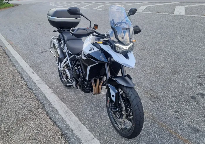 Triumph Tiger 900