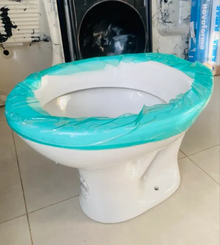 Vaso sanitário convencional branco novo Celite