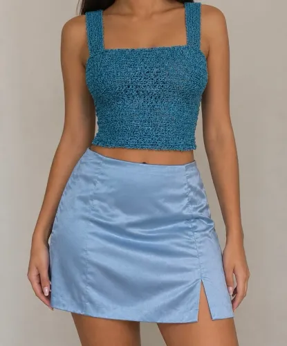 Conjunto saia de cetim blusa crochê ( P )