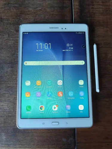 Tablet Samsung Galaxy Tab A 9.7" c/ S Pen e Capa Anti-Impacto