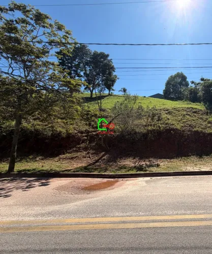 Terreno em Condomínio à Venda em Vinhedo-SP - Bairro Paiol Velho - 630,37m² de Área