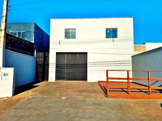 Barracão / Galpão para aluguel, 3 vagas, Jardim dos Jequitibás - Limeira/SP