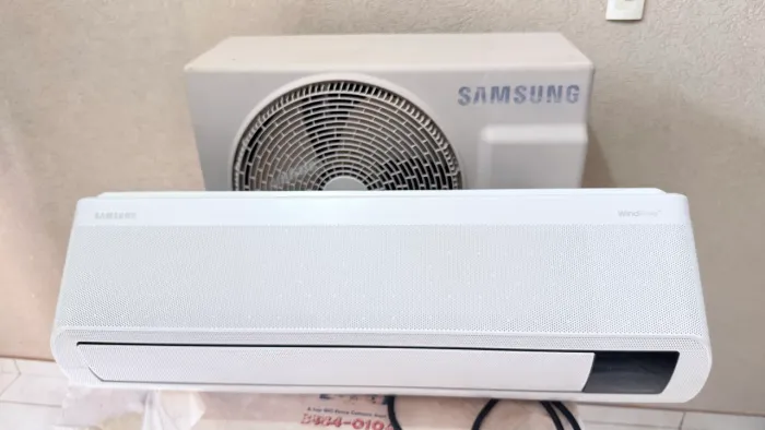 Ar Condicionado Split Inverter R-32 - Samsung - Windfree - 12.000 Btus - Frio - 220v