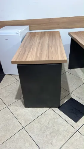 Mesa de escritório 