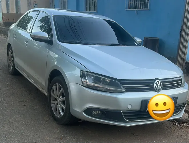 Volkswagen Jetta Comfortline 2.0 T.flex 8V 4P Tipt. 2014