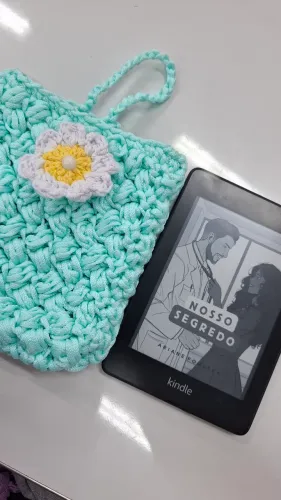 Capa de Kindle em Crochê