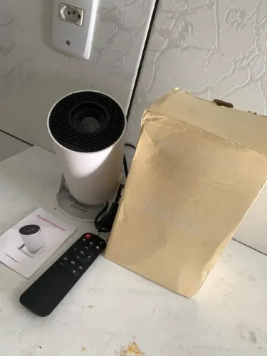 Projetor semi novo