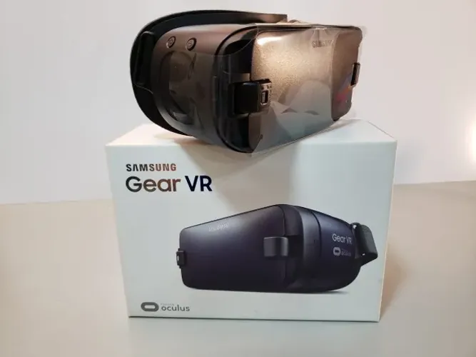 Samsung Gear VR Original SM-R323 - NOVO, Caixa Aberta Apenas para Verificação