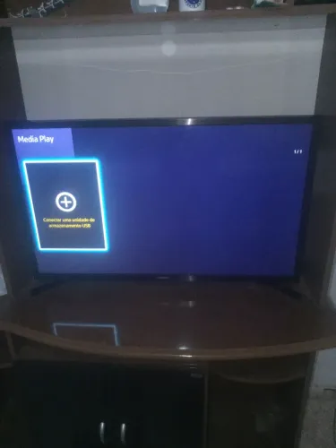 Smart TV LED de 32 polegadas da Samsung, modelo LH32BENELGA/ZD