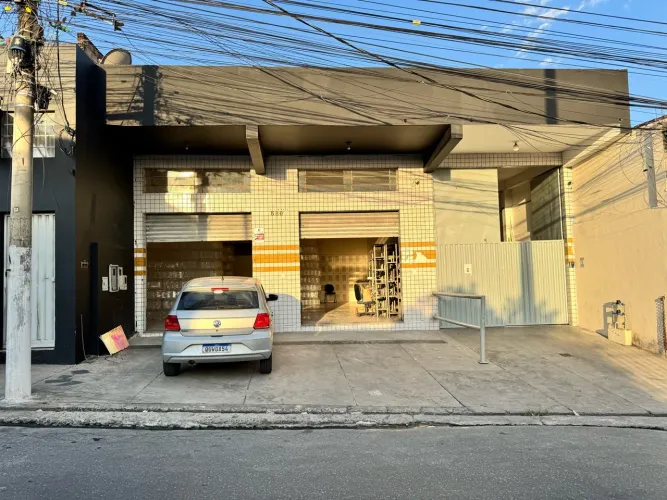 Loja comercial na Rua Bom Pastor, São Benedito