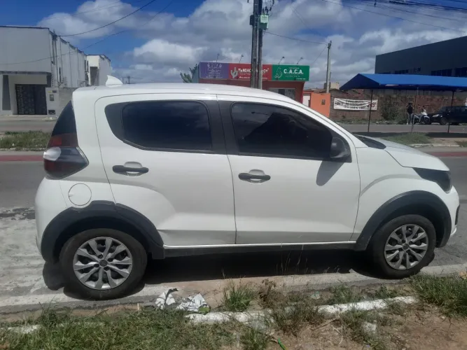 Fiat Mobi Like 1.0 Fire Flex 5P. 2021