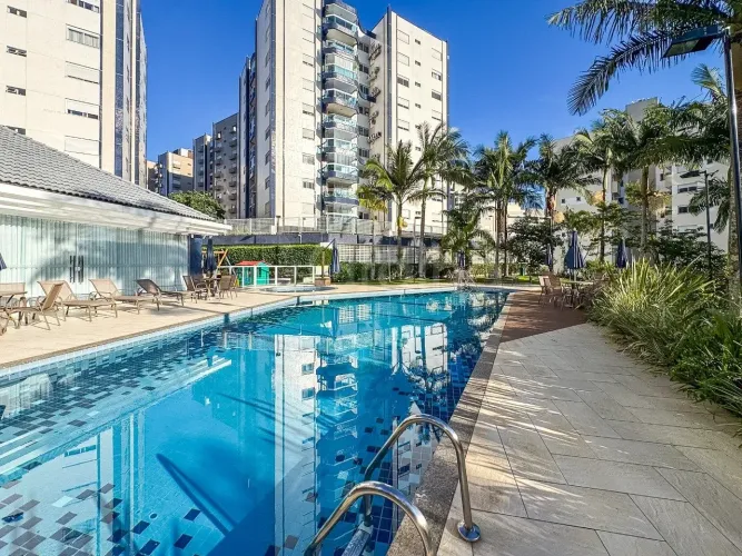 Apartamento de 115m² com 3 quartos no Itacorubi