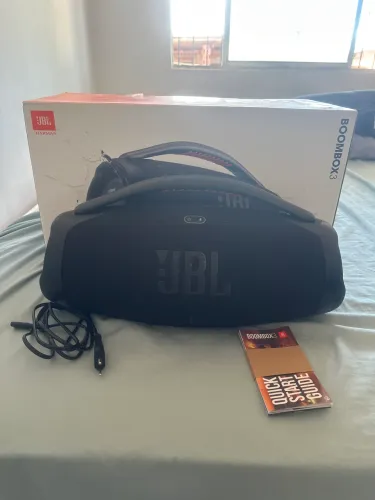 BOOMBOX 3 JBL à prova D'água (Ainda na Garantia) - Aceito Cartão