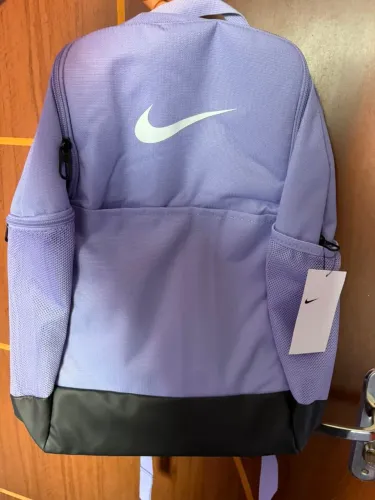 Mochila Nike roxa