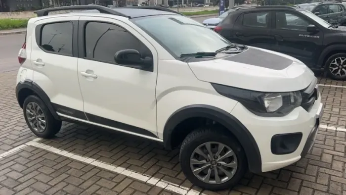Fiat Mobi Trekking 1.0 Flex 5P 2021