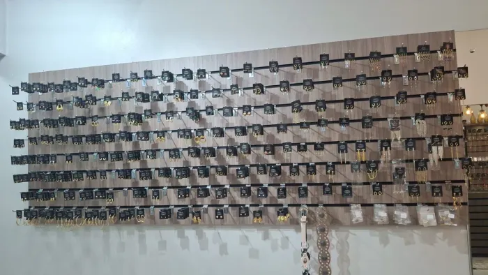 03 Painéis canaletado/mostruário