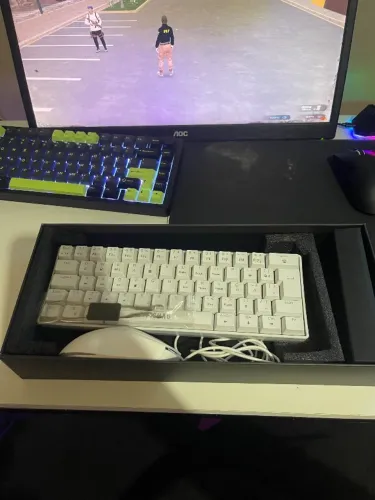 KIT TECLADO E MOUSE PICHAU NOVO