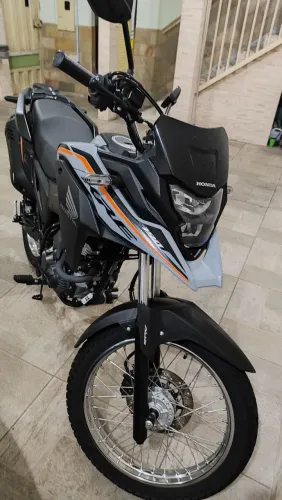 XRE 190  único dono 2 mil km