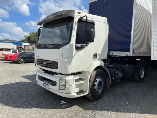VOLVO VM 310 2011 / MOTOR NOVO DA VOLCAN COM GARANTIA