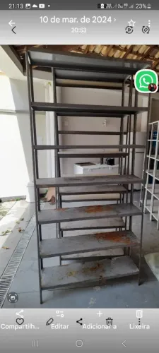 Estante de ferro reforçada 