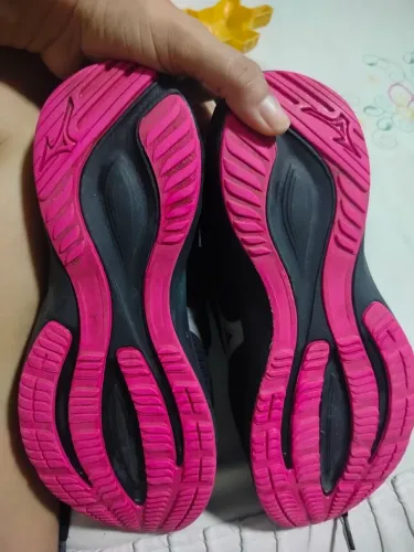 Tênis feminino Mizuno 