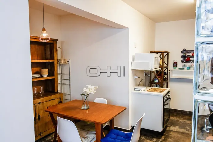 Aluguel Apartamento 2 Dormitórios - 82 m² Vila Madalena
