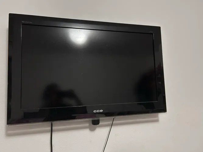 TV CCE 32?