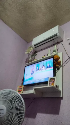 Tv + painel $550 para vender logo TV led de 32 polegadas eo painel junto