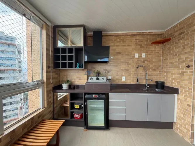 Cobertura duplex à venda em Praia Grande na Guilhermina com 2 suítes e 114m²