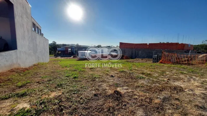 Terreno a Venda em Indaiatuba no Condomínio Jardim Laguna