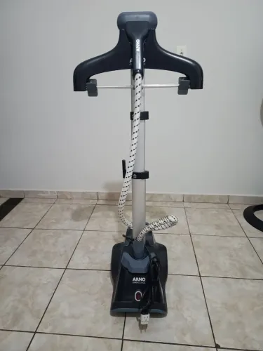 Passadeira a vapor Arno