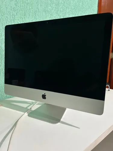 iMac (21.5-inch, Mid 2014)