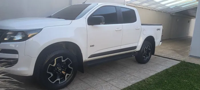 Chevrolet S10 Pick-up LT 2.8 TDI 4X4 CD Diesel AUT 2020