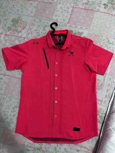 Camiseta Oakley polo skull