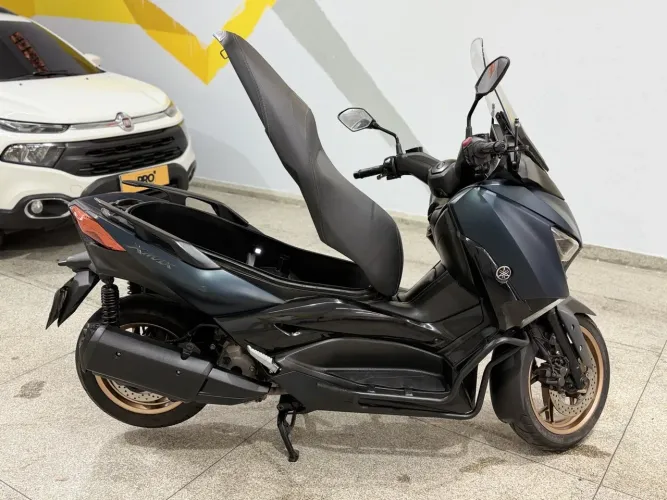 Yamaha Xmax 250 abs 2023